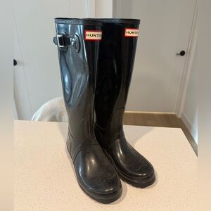 Black Tall Hunter Rain Boots